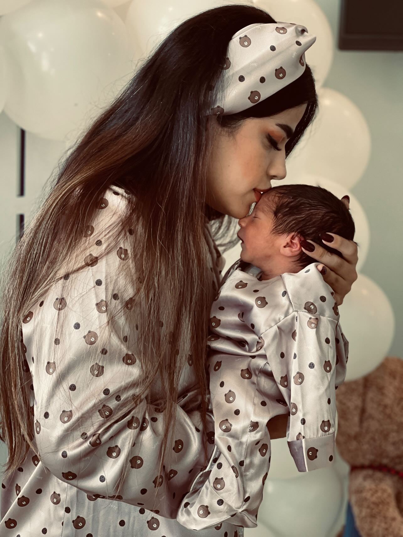 تصویر ست مادر و نوزاد پو 