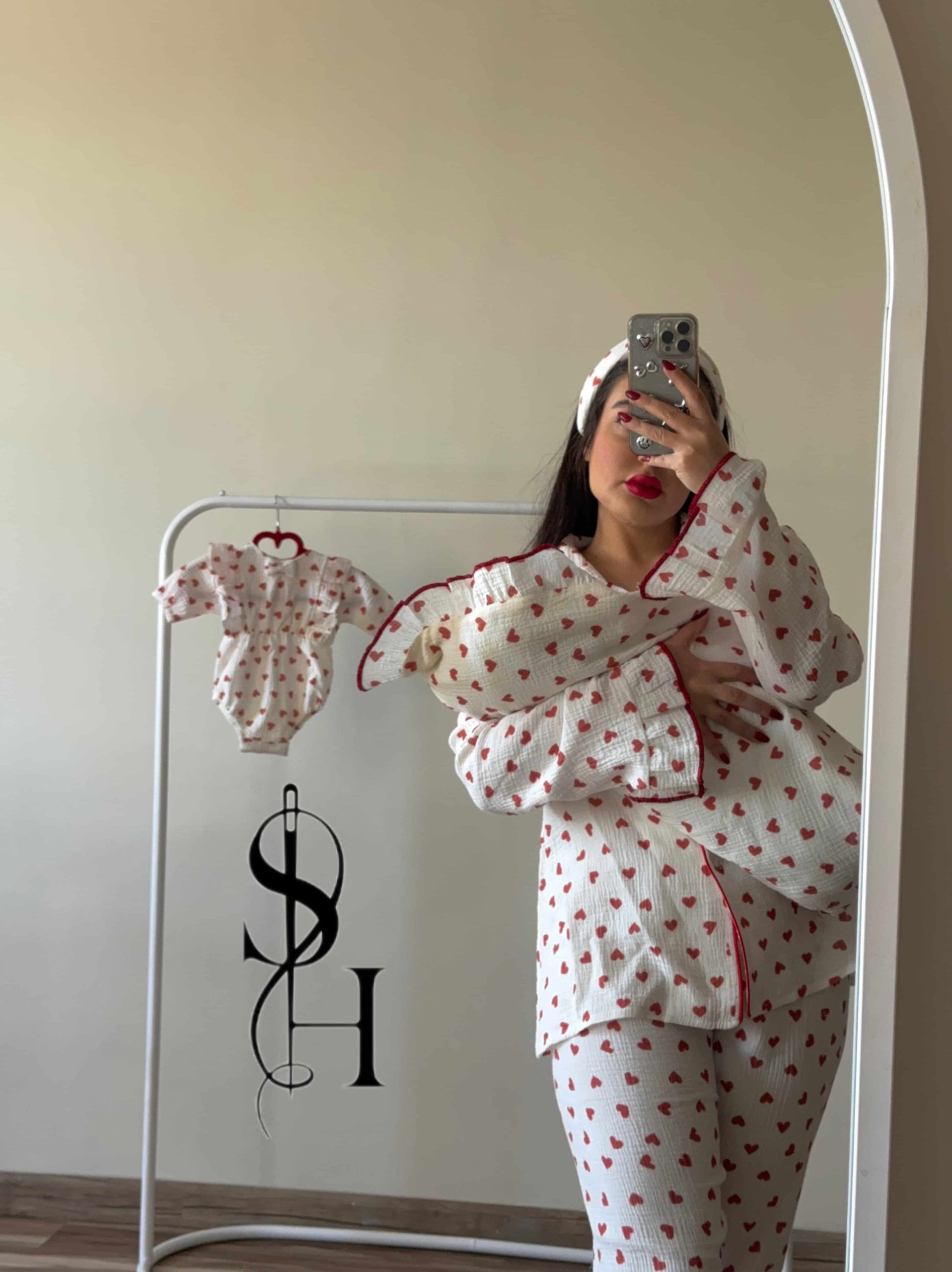 تصویر ست مادر و نوزاد موسلین دلوین 